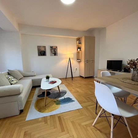 Best Value-Apartment In Üsküp Dış mekan fotoğraf