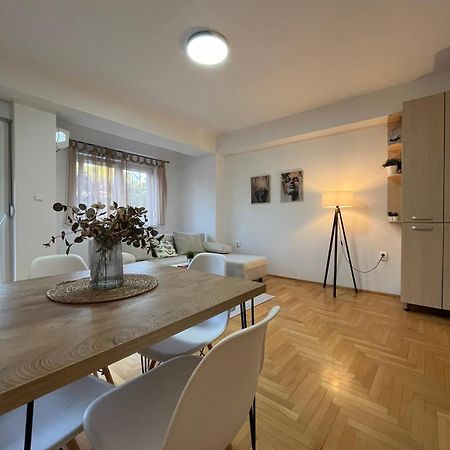 Best Value-Apartment In Üsküp Dış mekan fotoğraf