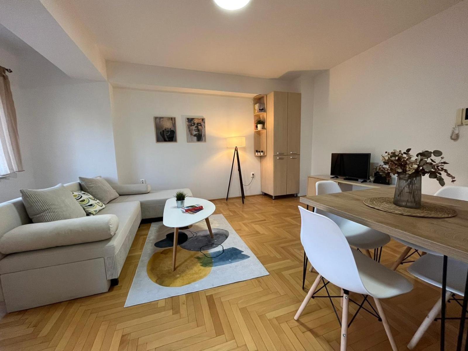 Best Value-Apartment In Üsküp Dış mekan fotoğraf