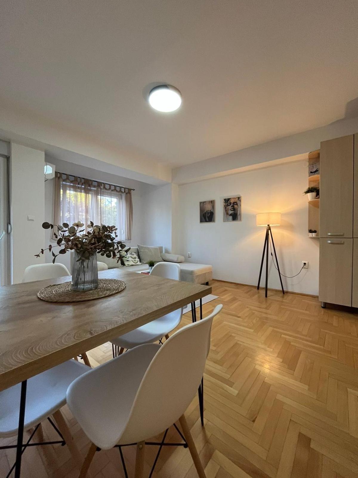 Best Value-Apartment In Üsküp Dış mekan fotoğraf